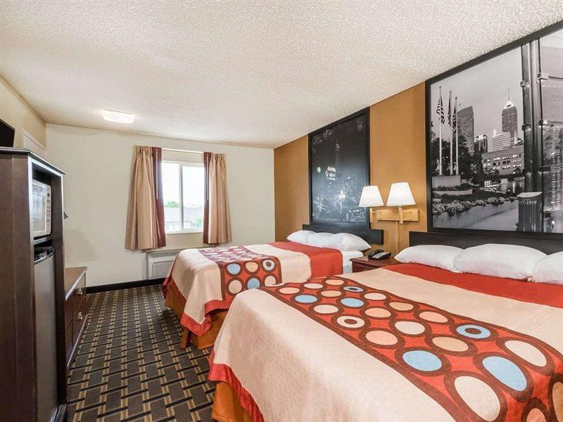Super 8 By Wyndham Indianapolis/Ne/Castleton Area Hotel Kültér fotó
