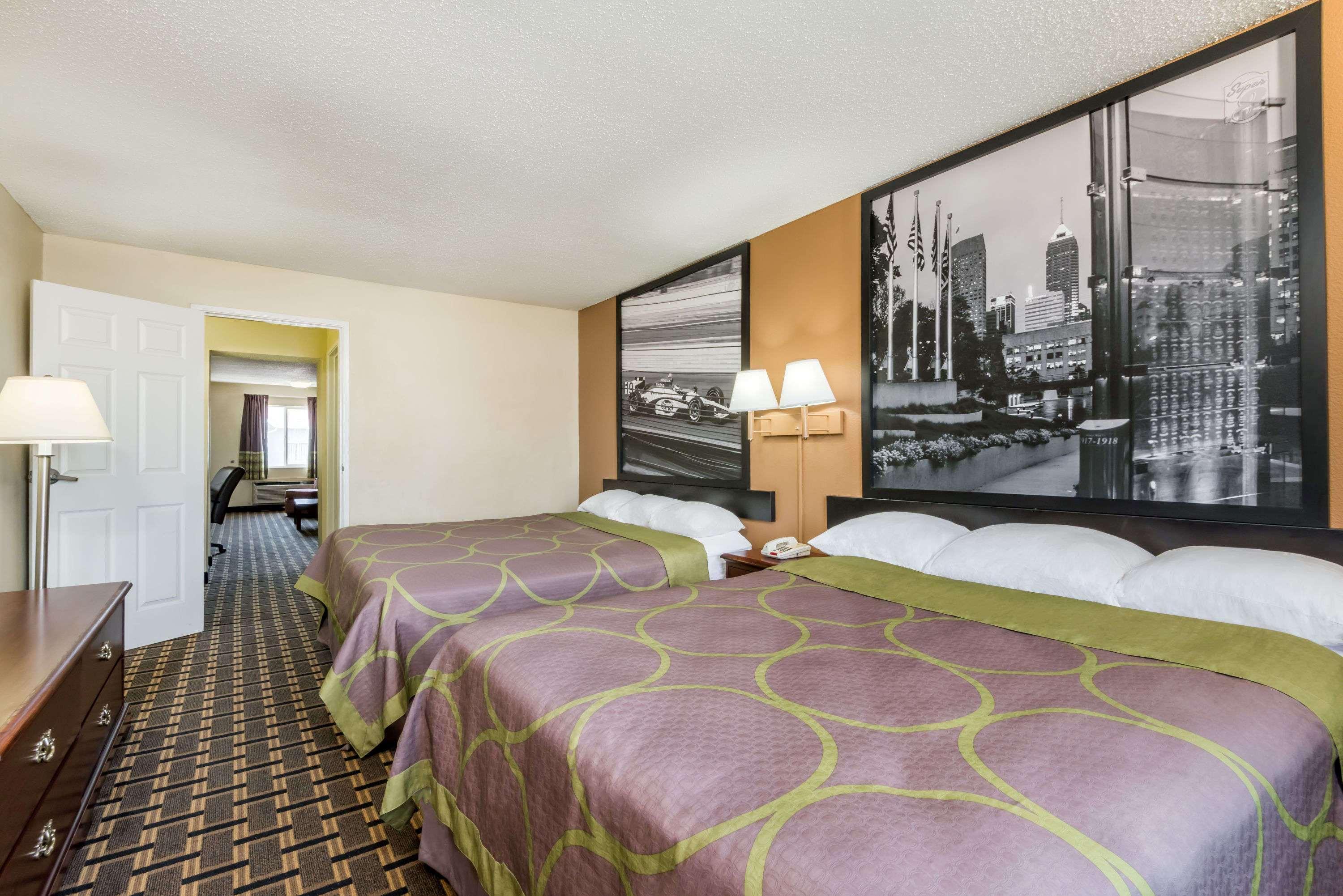 Super 8 By Wyndham Indianapolis/Ne/Castleton Area Hotel Kültér fotó