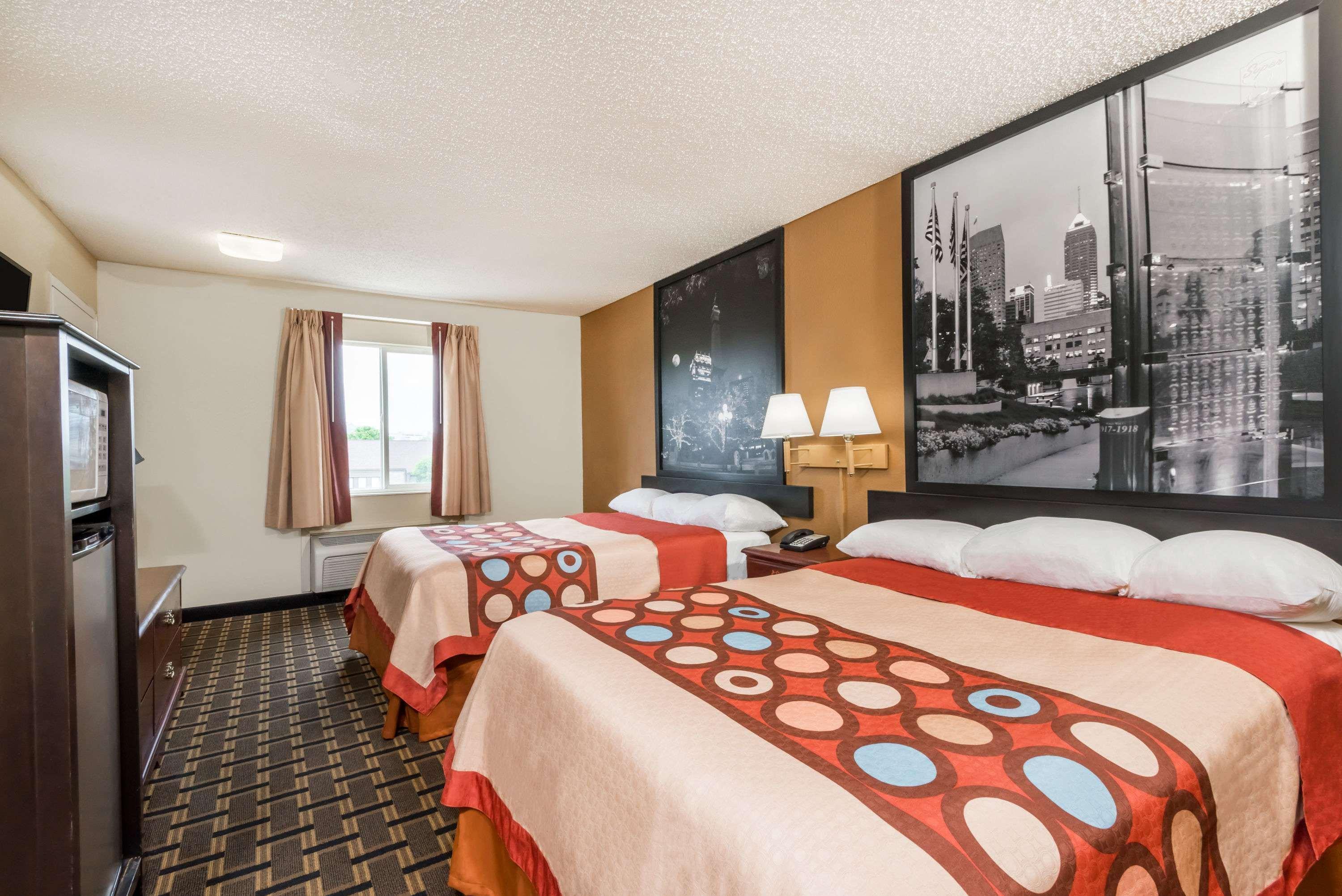 Super 8 By Wyndham Indianapolis/Ne/Castleton Area Hotel Kültér fotó