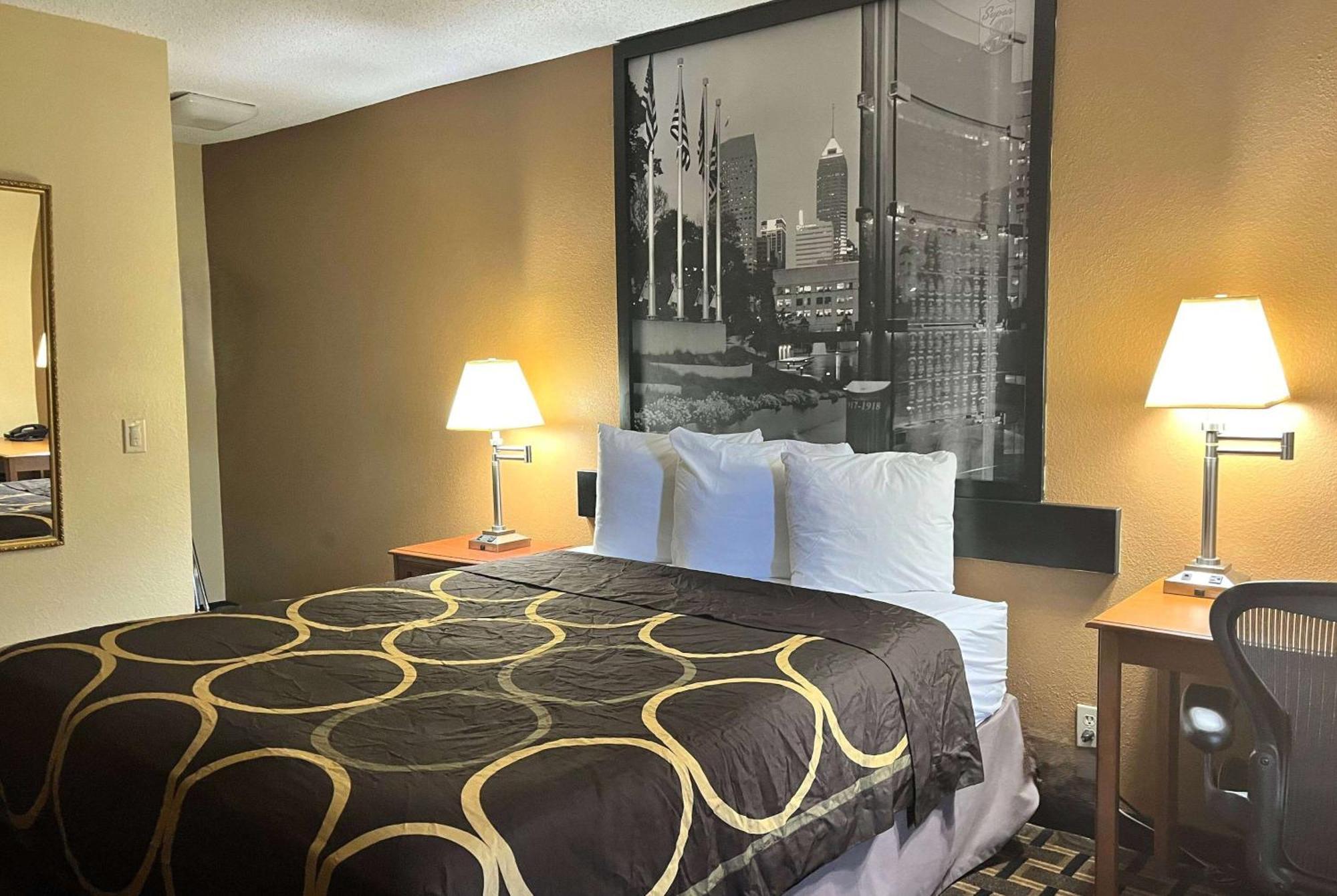 Super 8 By Wyndham Indianapolis/Ne/Castleton Area Hotel Kültér fotó