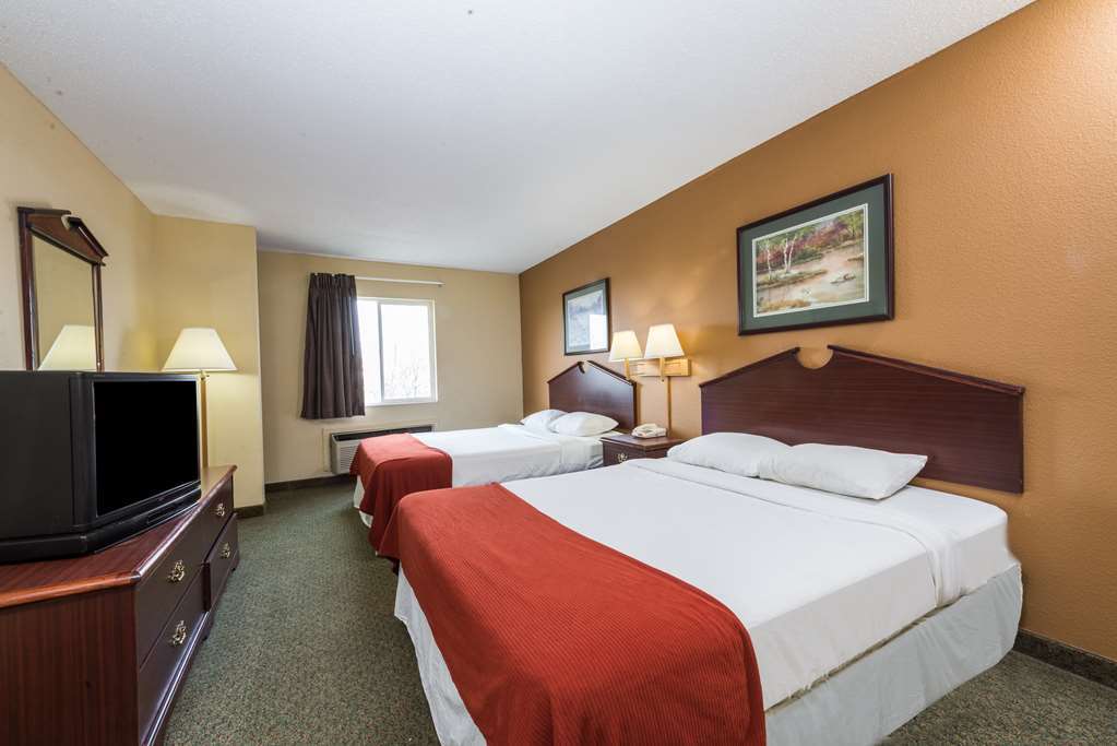 Super 8 By Wyndham Indianapolis/Ne/Castleton Area Hotel Szoba fotó